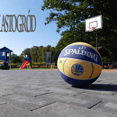 Piastogród Lodge *